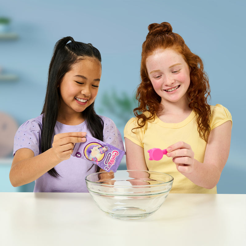 Cookeez Makery S3 Horno - Versión Midi Peluche Surtido Sorpresa - Toysmart_005