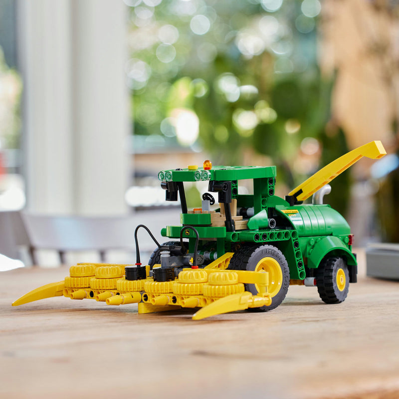 Lego®Technic: John Deere 9700 Forage Harvester - Toysmart_006