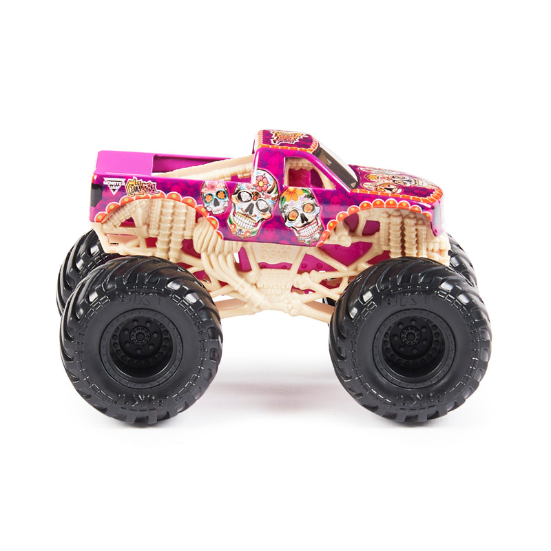 Monster Jam X 2 Escala 1:64-Grave Digger Vs Calavera_004