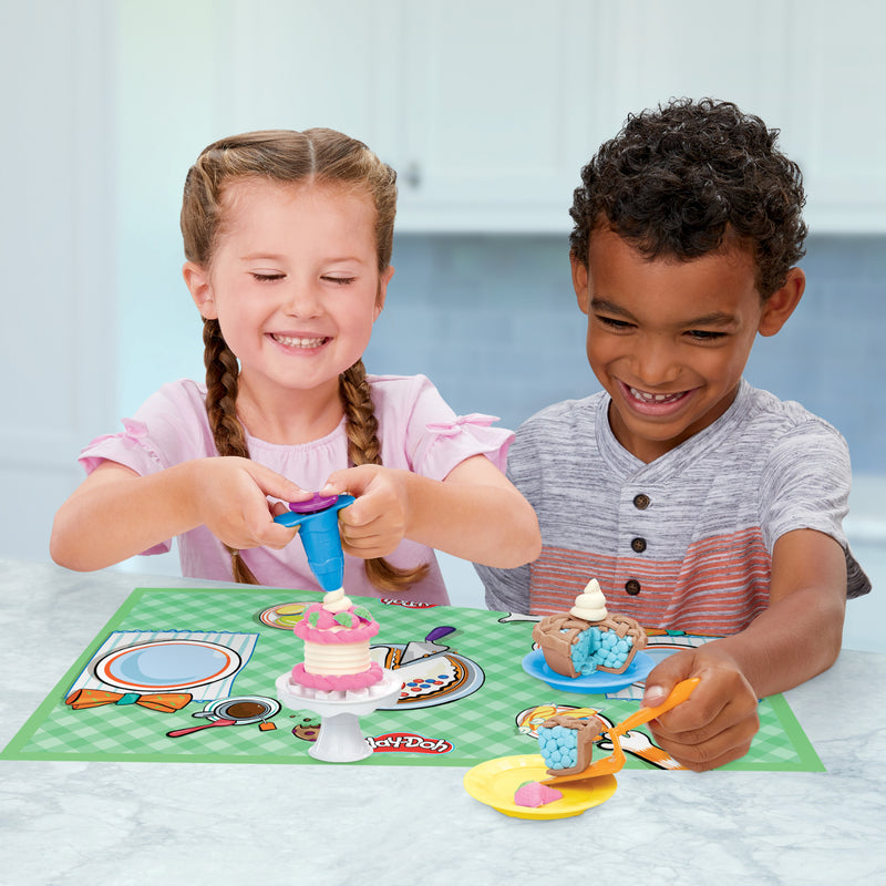Play-Doh Kitchen Creations Sets Dulces Y Pasteles_002