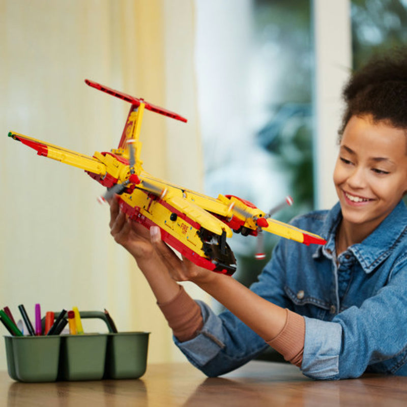 Lego® Tecnich: Avión De Bomberos - Toysmart_005