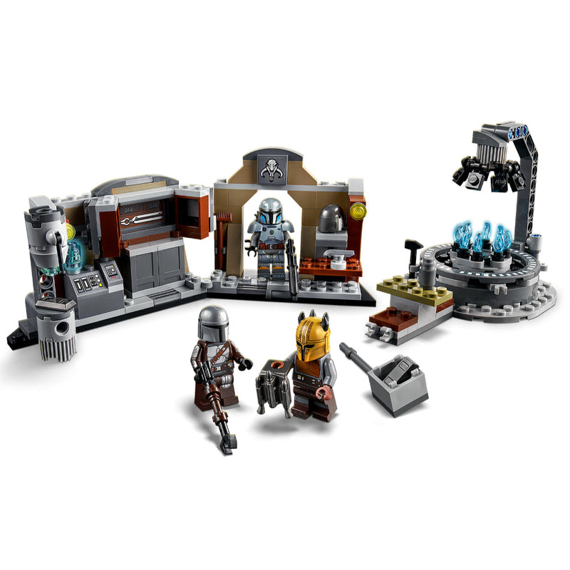 LEGO® Star Wars™: Forja Mandaloriana De La Armera (75319)_002