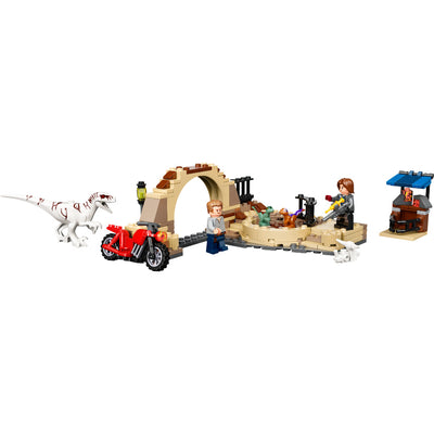 LEGO® Jurassic World Persecución En Moto Del Dinosaurio Atrocirraptor (76945)