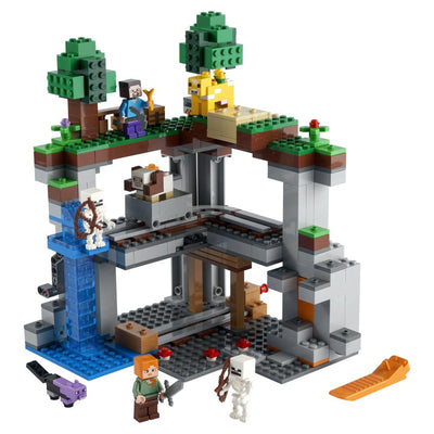 Lego® Minecraft™ La Primera Aventura (21169)